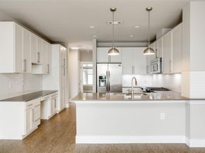 2724 Treble LN 324, Austin TX 78704