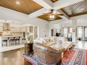 215 Woodlands CT, Lakeway TX 78738
