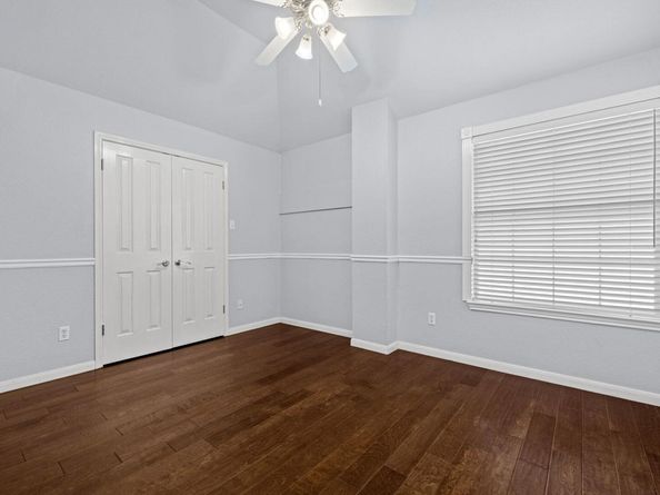 8105 Longdraw DR, Round Rock TX 78681