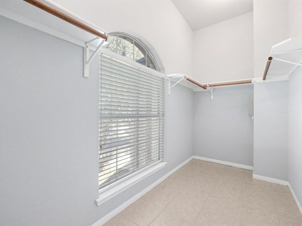 8105 Longdraw DR, Round Rock TX 78681