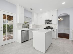 8105 Longdraw DR, Round Rock TX 78681