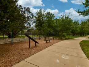 8105 Longdraw DR, Round Rock TX 78681