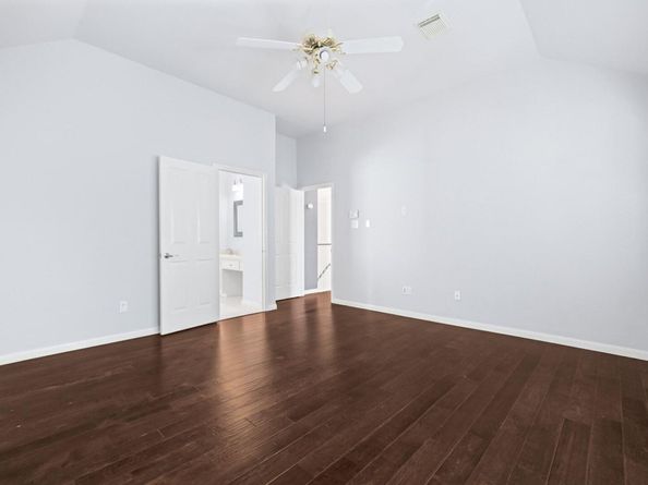 8105 Longdraw DR, Round Rock TX 78681