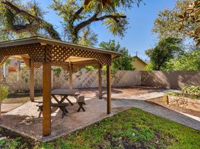 2207 North Plains Ave, Austin TX 78757