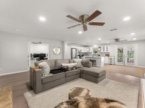 2207 North Plains Ave, Austin TX 78757