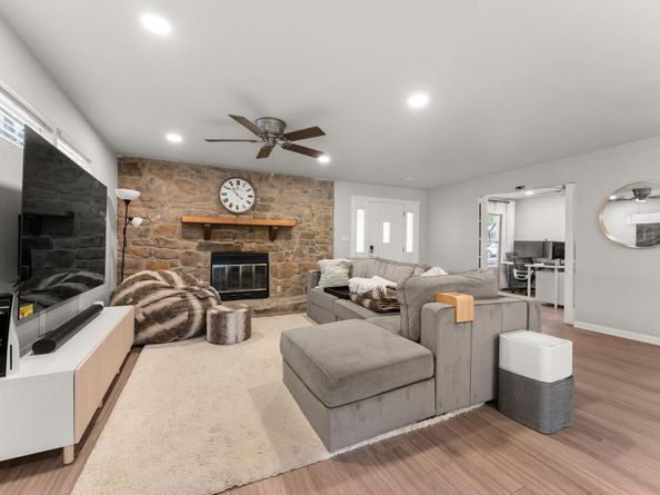 2207 North Plains Ave, Austin TX 78757