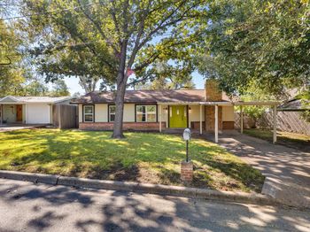 2207 North Plains Ave