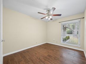 9215 Hunters TRCE E, Austin TX 78758
