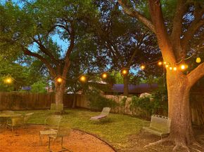 9215 Hunters TRCE E, Austin TX 78758