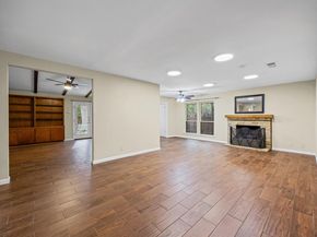 9215 Hunters TRCE E, Austin TX 78758