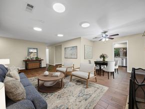 9215 Hunters TRCE E, Austin TX 78758