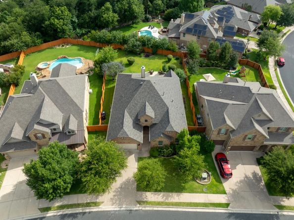 1596 Courmayeur CT, Round Rock TX 78665