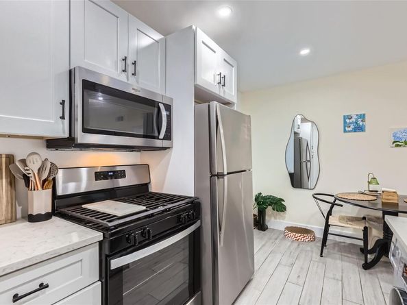 1200 E 52nd ST 108, Austin TX 78723