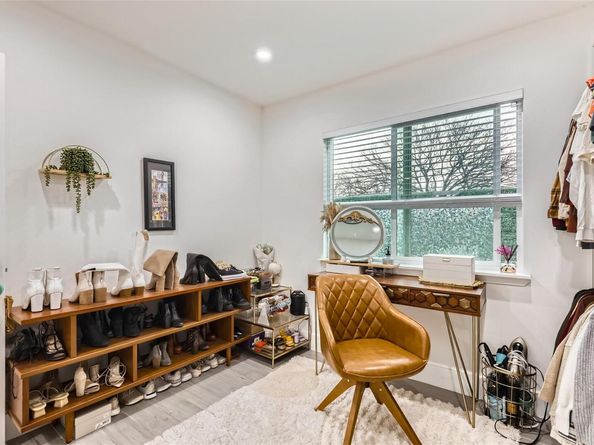 1200 E 52nd ST 108, Austin TX 78723
