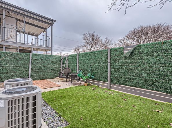 1200 E 52nd ST 108, Austin TX 78723