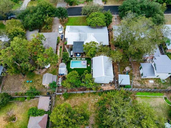 1600 Larkwood DR, Austin TX 78723