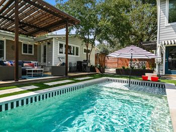 1600 Larkwood DR