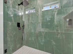 504 W Croslin ST, Austin TX 78752