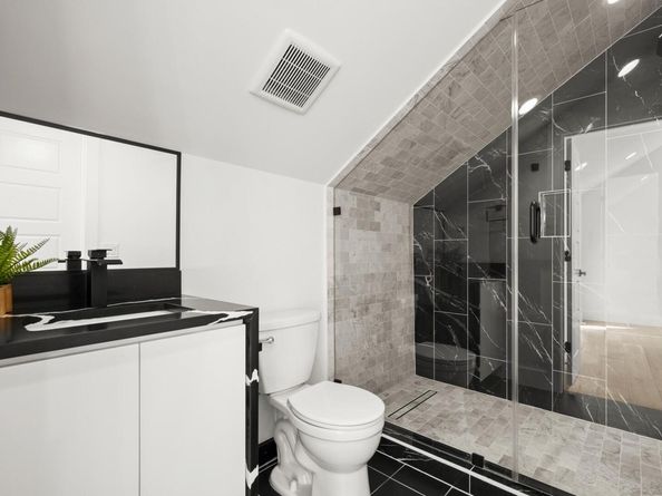 2902 Gonzales ST 2, Austin TX 78702