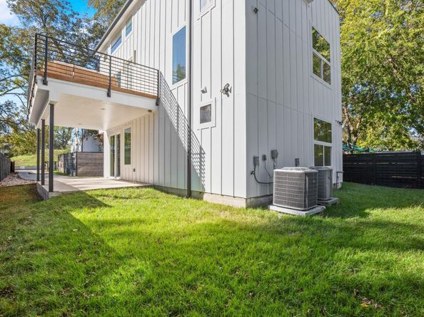 2902 Gonzales ST 2, Austin TX 78702