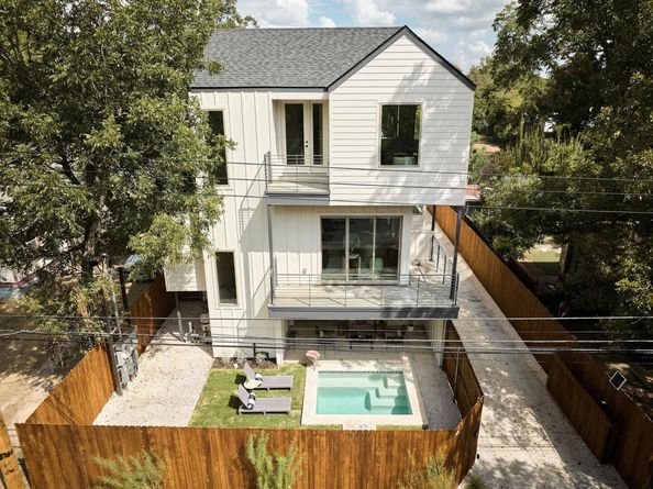 3208 Govalle Ave 2, Austin TX 78702