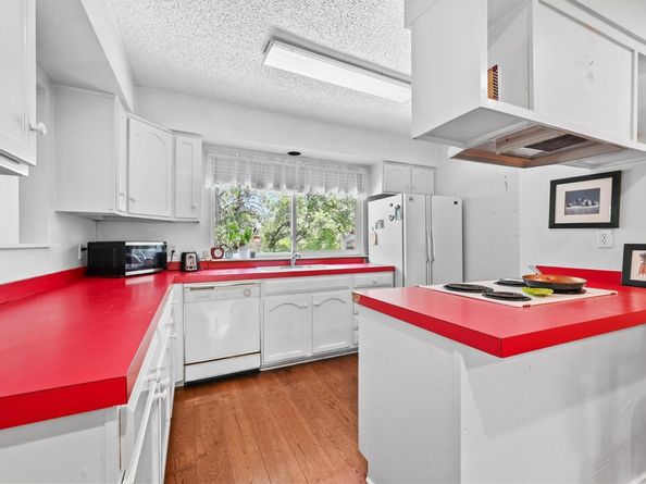 4514 Cliffstone CV, Austin TX 78735