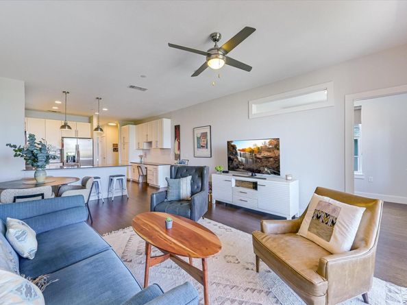 2800 Treble LN 831, Austin TX 78704