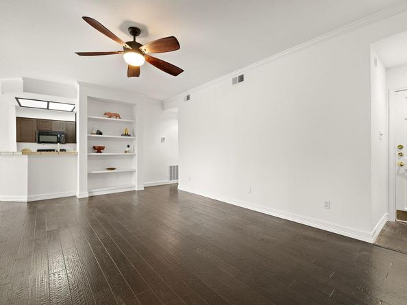 4711 Spicewood Springs RD 168, Austin TX 78759