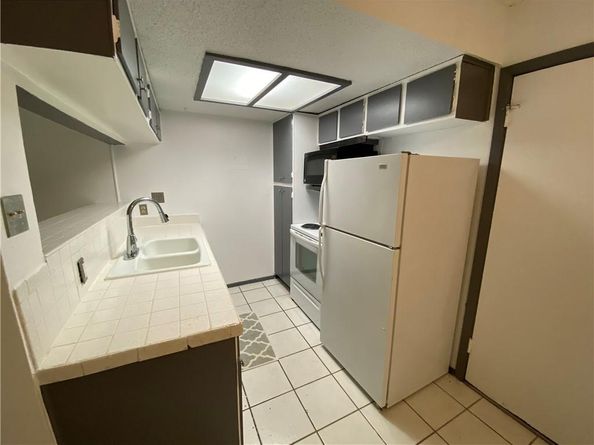 2413 Leon ST 102, Austin TX 78705