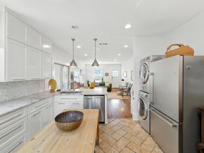 900 W Lynn ST, Austin TX 78703
