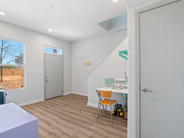 7405 Eastcrest DR, Austin TX 78752