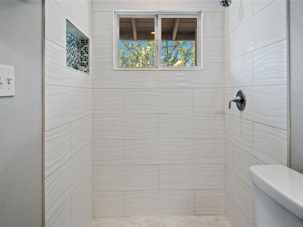 7405 Eastcrest DR, Austin TX 78752