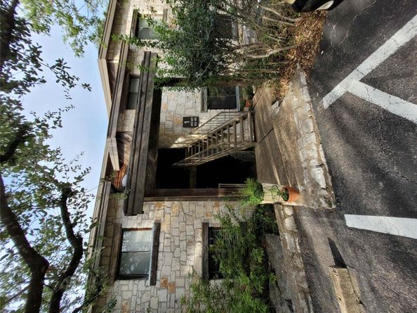 8200 Neely DR 202, Austin TX 78759