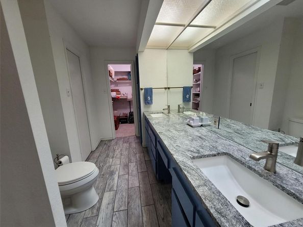8200 Neely DR 202, Austin TX 78759