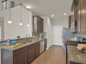 1600 Airedale RD 2601, Austin TX 78748
