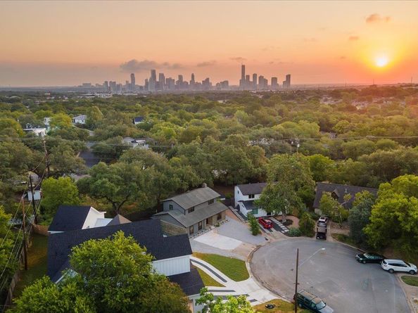 3202 Overcup Oak DR, Austin TX 78704