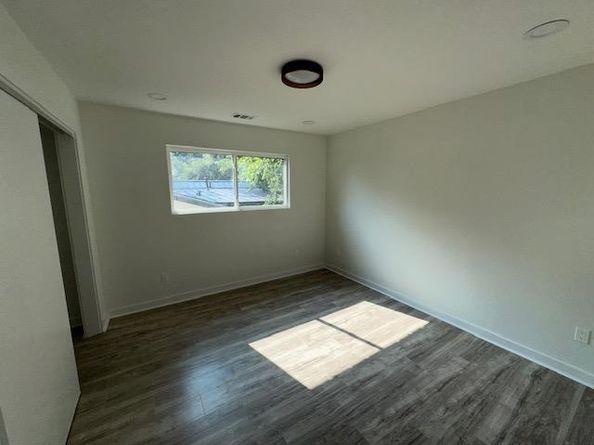2101 Vanderbilt LN, Austin TX 78723