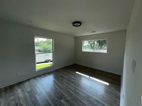 2101 Vanderbilt LN, Austin TX 78723