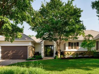 2036 Wimberly LN