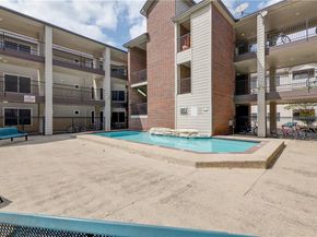 501 W 26th ST 327, Austin TX 78705