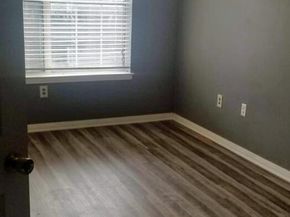 501 W 26th ST 327, Austin TX 78705