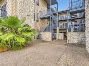 711 W 21st ST 302, Austin TX 78705