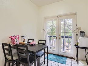 711 W 21st ST 302, Austin TX 78705