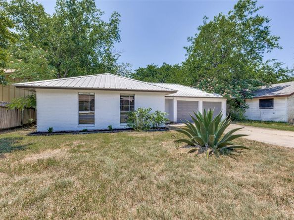 4709 Brassiewood DR, Austin TX 78744