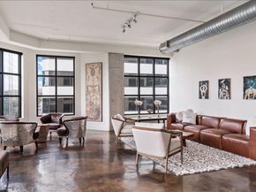 311 W 5th ST 1005, Austin TX 78701