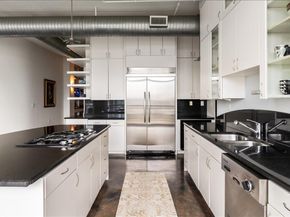 311 W 5th ST 1005, Austin TX 78701
