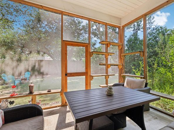 3205 Skylark DR, Austin TX 78757