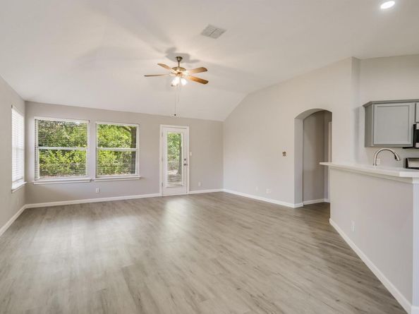 501 Geyser Ave, Pflugerville TX 78660