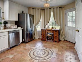 9134 Edwardson LN, Austin TX 78749