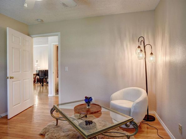9134 Edwardson LN, Austin TX 78749